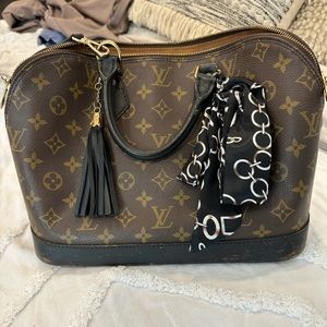 Louis Vuitton Alma bag